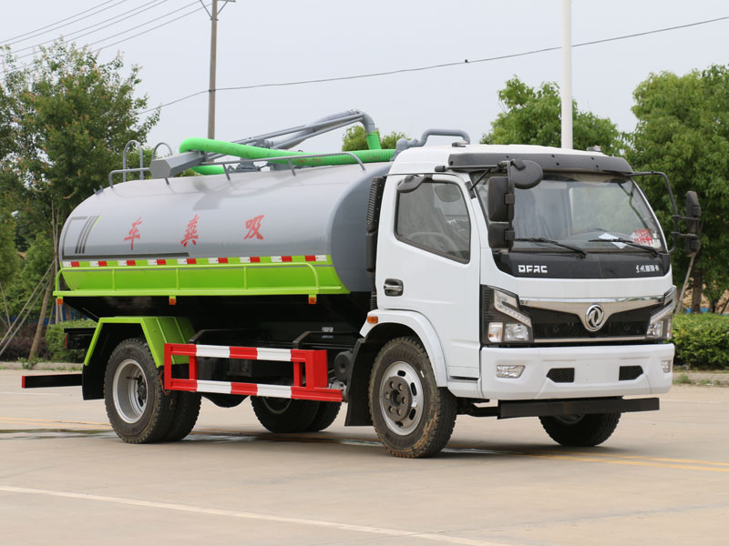 主要為城鄉環衛抽吸和運送糞便的東風小福瑞卡5方吸糞車具體詳細參數