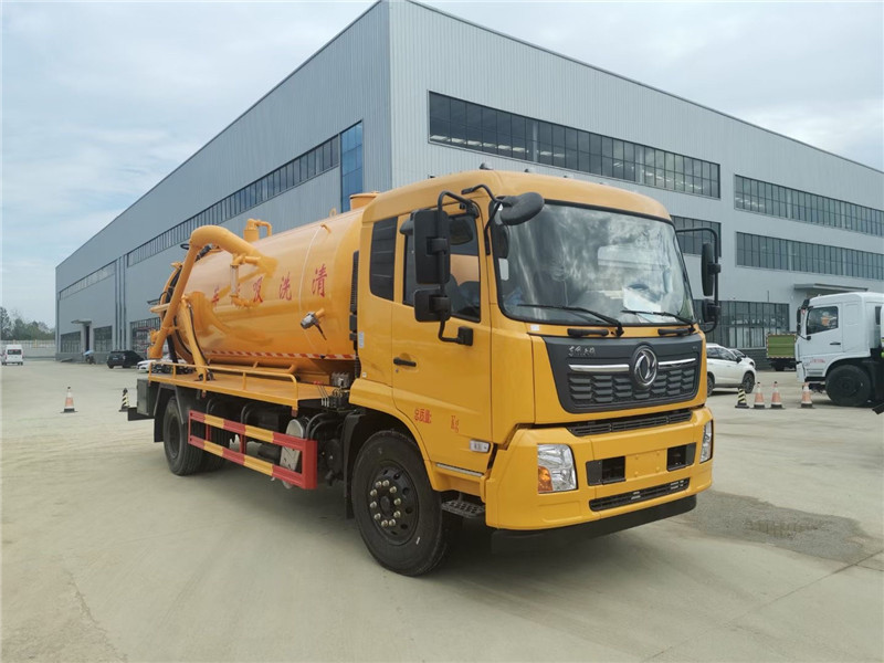 國(guó)六天錦清洗吸污車考慮用戶實(shí)際需求，追求個(gè)性化高品質(zhì)的專用車