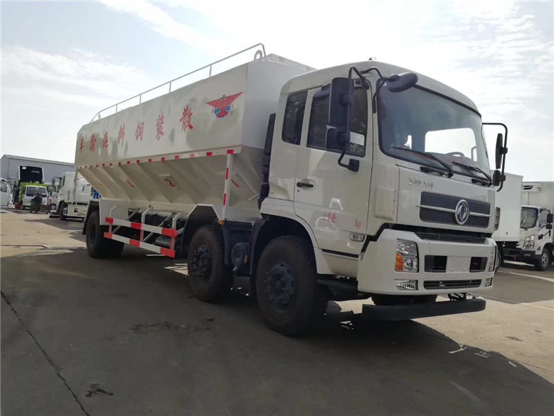 東風(fēng)天錦散裝飼料運(yùn)輸車獨(dú)立控制各分倉卸料順序和速度