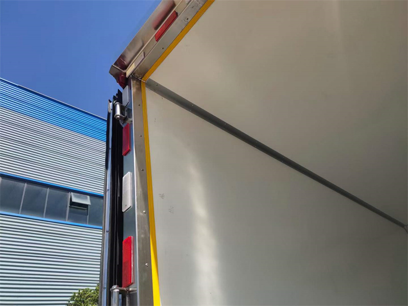 程力冷藏車細節(jié)提升整車品質(zhì)