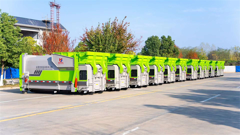 程力集團凱力風第四批12臺移動壓縮垃圾站風暴席卷全國